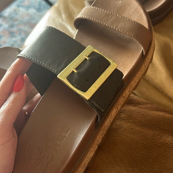 Sorel sandals - Picture 4 of 5